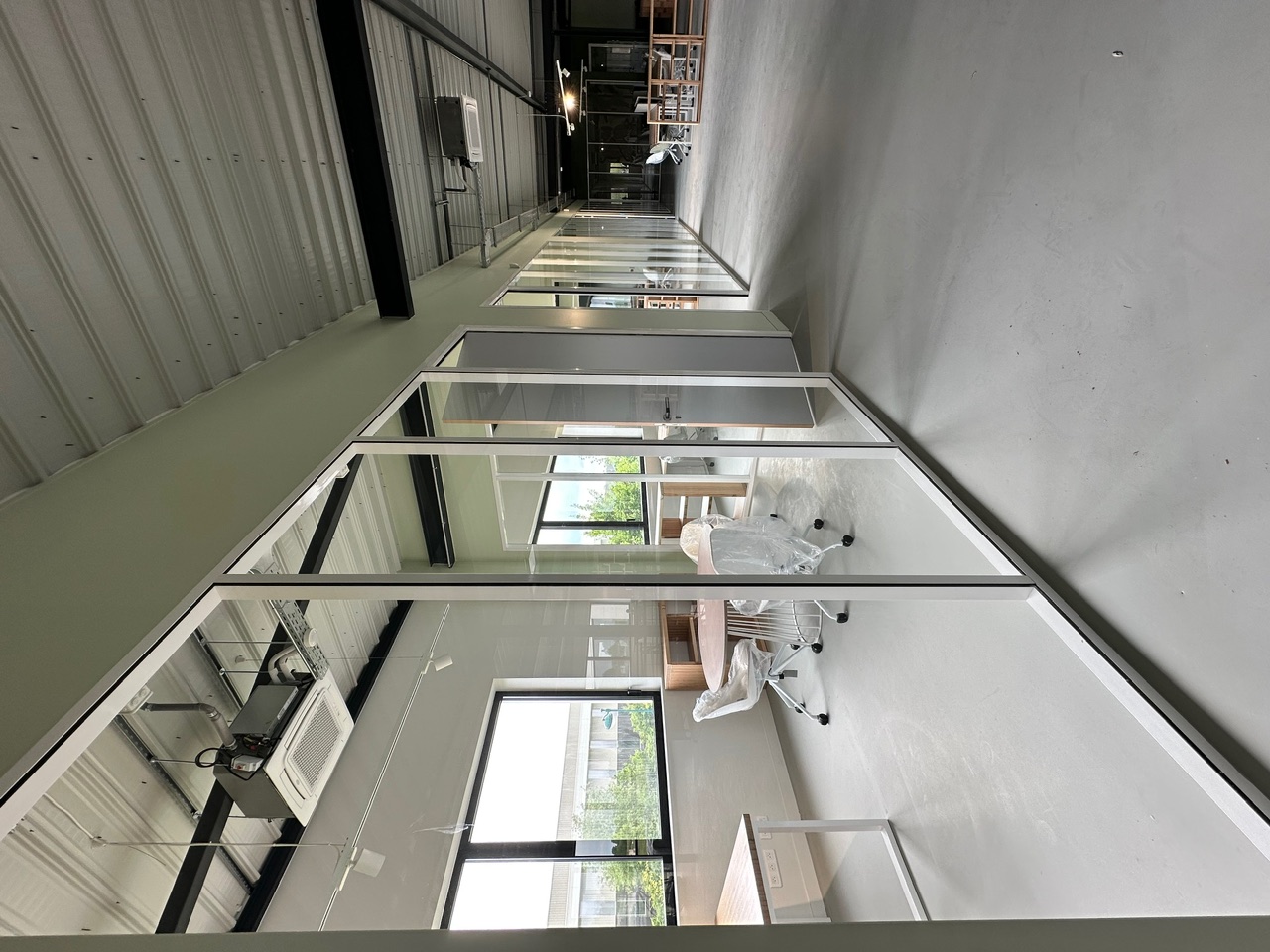 ITQ Security à Serris — Circulation entre les bureaux